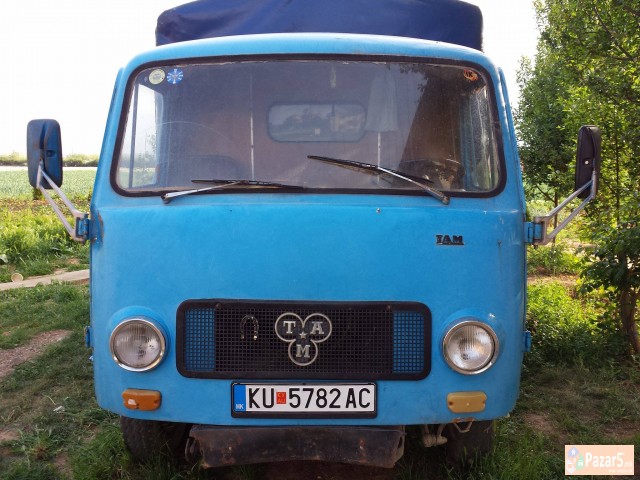 TAM 2001