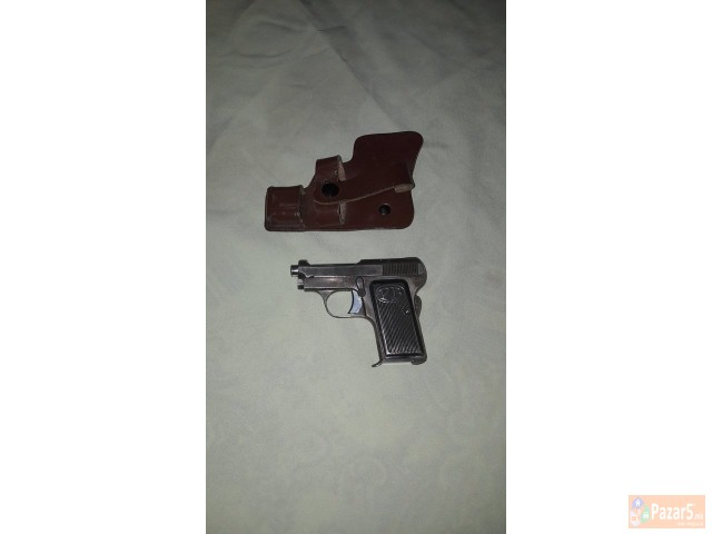Pistol parabelium 6.35