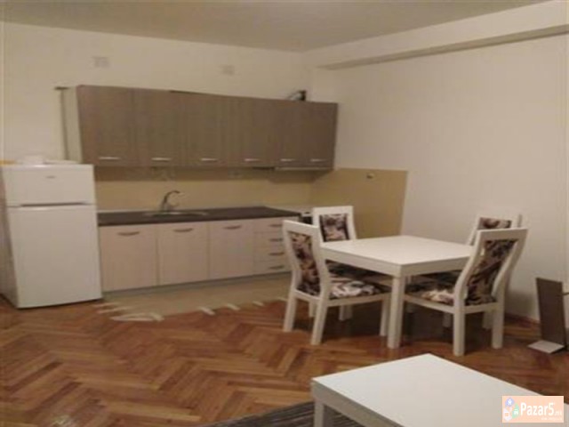 СЕ ИЗДАВА ДВОСОБЕН СТАН ВО ДЕБАР МААЛО