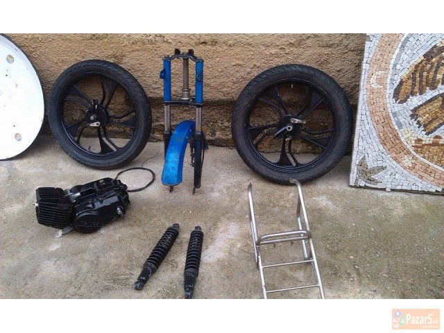 Poveke Motori I Delovi 