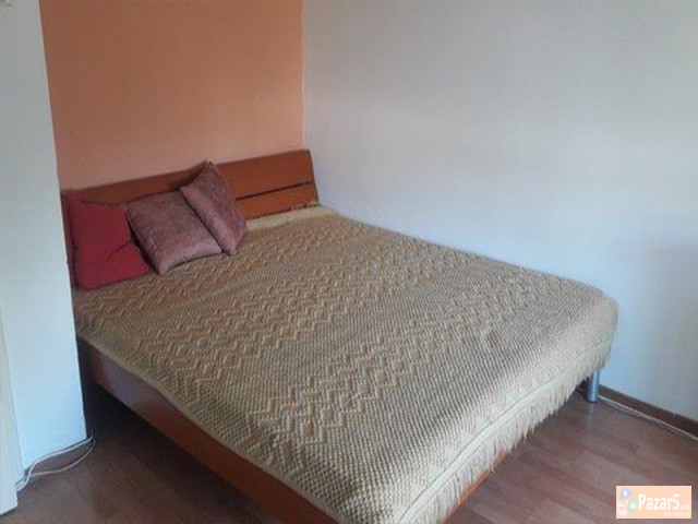 СЕ ИЗДАВА ДВОСОБЕН СТАН ВО КАРПОШ 2