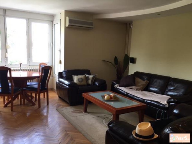 СЕ ИЗДАВА ТРОСОБЕН СТАН ВО ЦЕНТАР