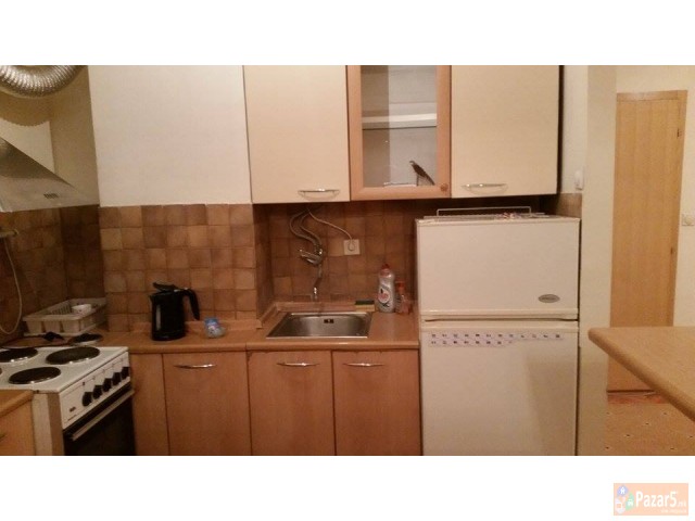 Se Iznajmuva Stan Vo Karpos 4