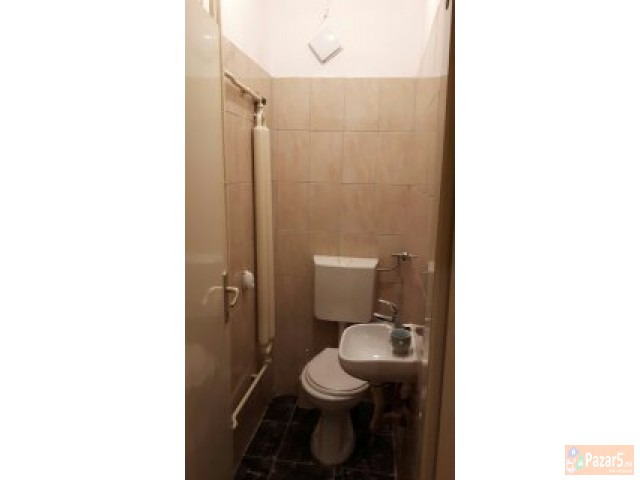 Se Izdava Trosoben Namesten Stan