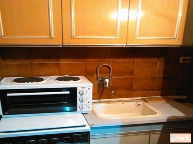 СЕ ИЗДАВА ТРОСОБЕН СТАНА ВО КАРПОШ 2