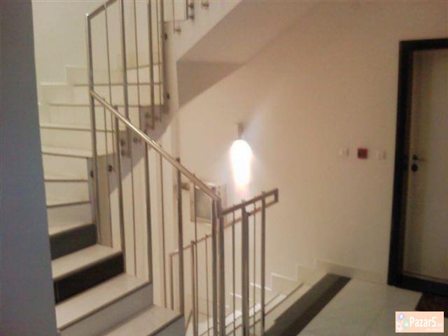 СЕ ИЗДАВА НОВ ДВОСОБЕН СТАН КАЈ НЕУРОМЕДИКА