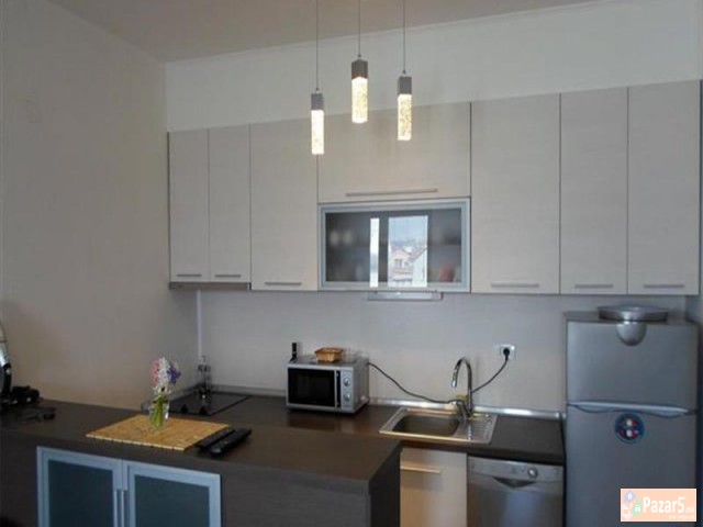 СЕ ИЗДАВА НОВ ДВОСОБЕН СТАН КАЈ НЕУРОМЕДИКА