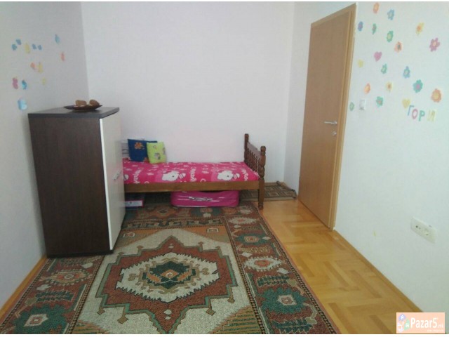 Се продава стан од 61m2 во Расадник!