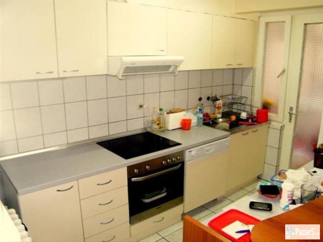 СЕ ИЗДАВА ТРОСОБЕН СТАН ВО ЦЕНТАР