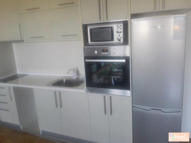 СЕ ИЗДАВА ДВОСОБЕН СТАН ВО КАРПОШ 1