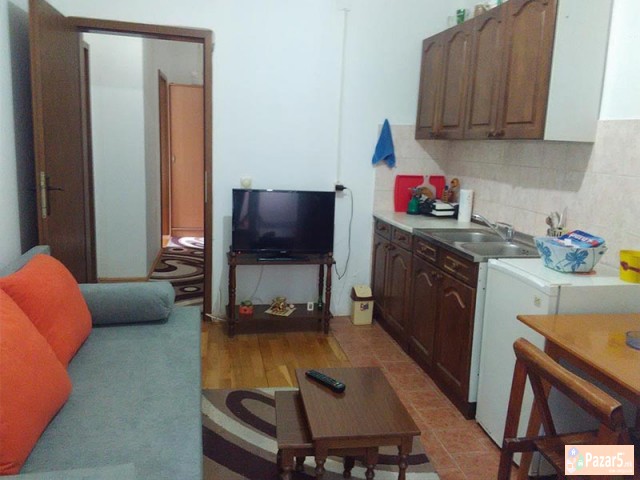  СЕ ИЗДАВА ТРОСОБЕН СТАН ВО КИСЕЛА ВОДА