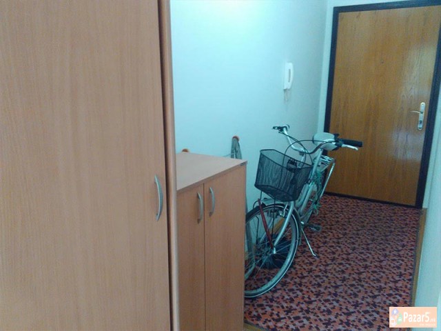  СЕ ИЗДАВА ТРОСОБЕН СТАН ВО КИСЕЛА ВОДА