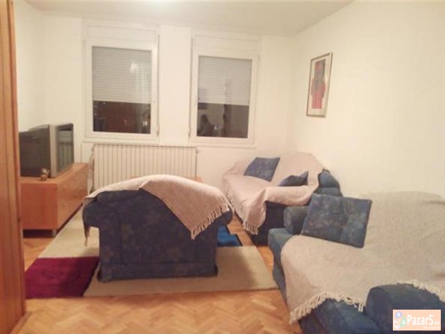 СЕ ИЗДАВА ТРОСОБЕН СТАН ВО НОВО ЛИСИЧЕ