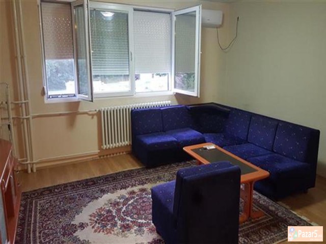 СЕ ИЗДАВА ТРОСОБЕН СТАН КАЈ НОВА ЖЕЛЕЗНИЧКА