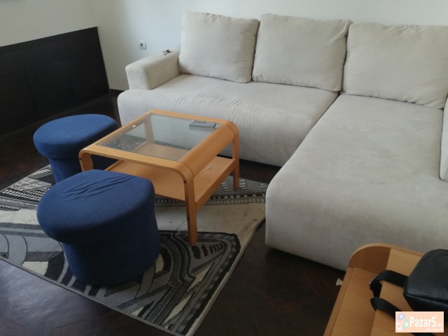 Izdavam Stan Vo Skopje - Centar