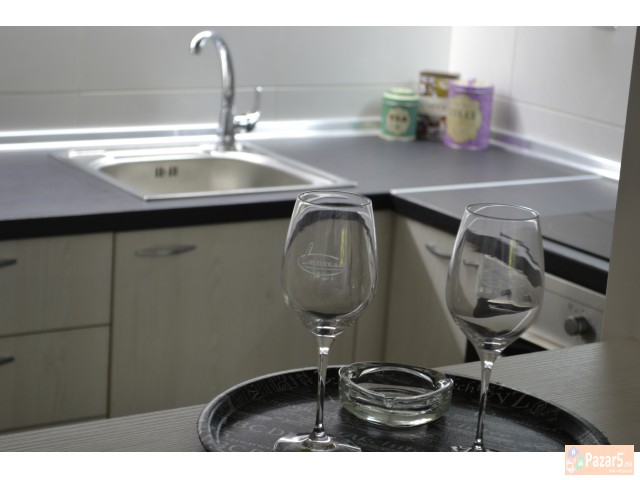 се изнајмува