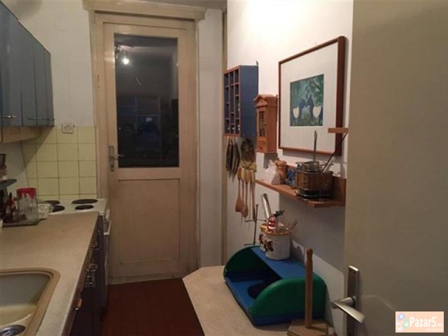 СЕ ИЗДАВА ТРОСОБЕН СТАН ВО АЕРОДРОМ