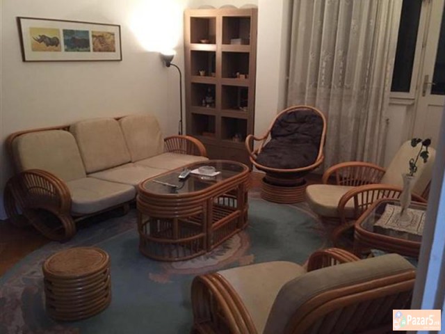 СЕ ИЗДАВА ТРОСОБЕН СТАН ВО АЕРОДРОМ