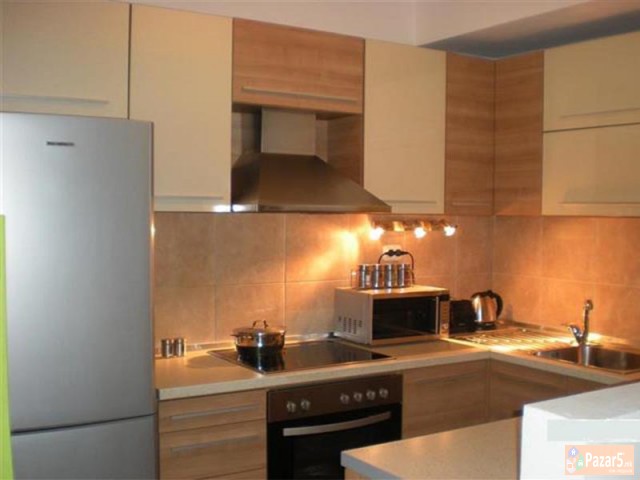 СЕ ИЗДАВА ДВОСОБЕН СТАН ВО КИСЕЛА ВОДА