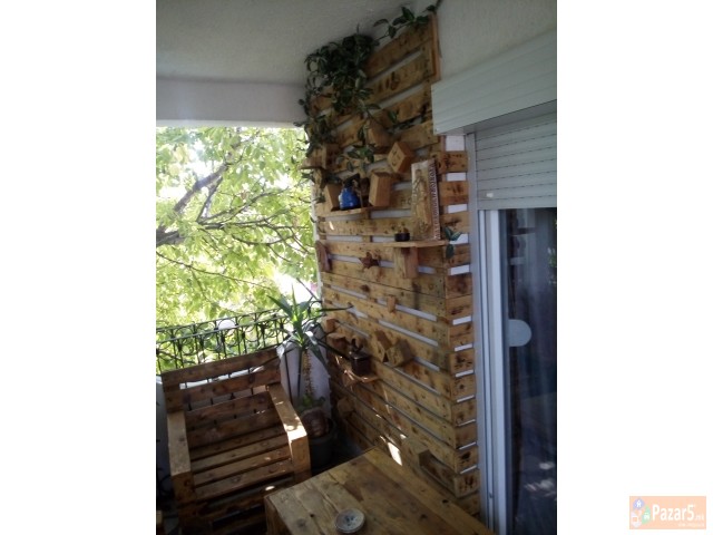 Mebel od paleti