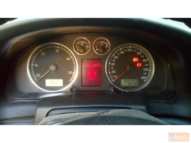 VW PASSAT 1.9 TDI 2002