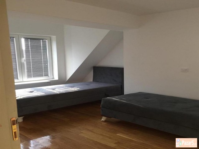 Se Izdava Nov Nevseluvan Trosoben Stan Vo Centar