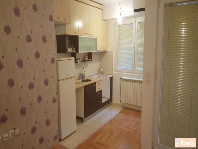 СЕ ИЗДАВА ТРОСОБЕН СТАН ВО НОВО ЛИСИЧЕ