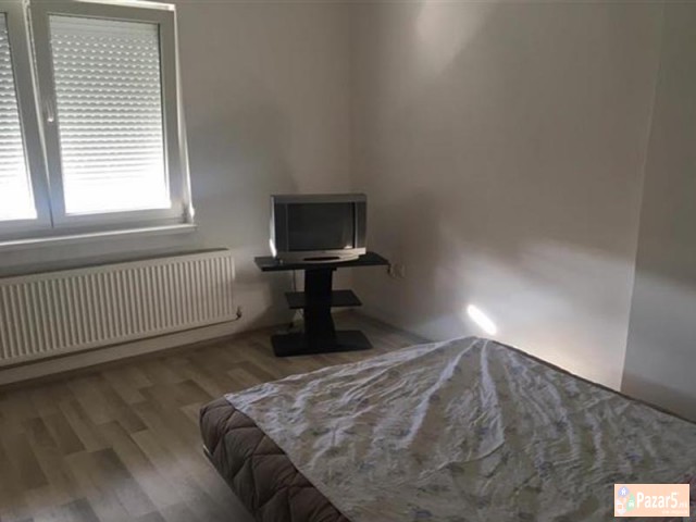 СЕ ИЗДАВА ЧЕТВОРОСОБЕН СТАН ВО ЦЕНТАР