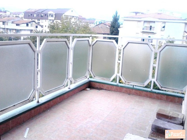IZDAVAM STAN