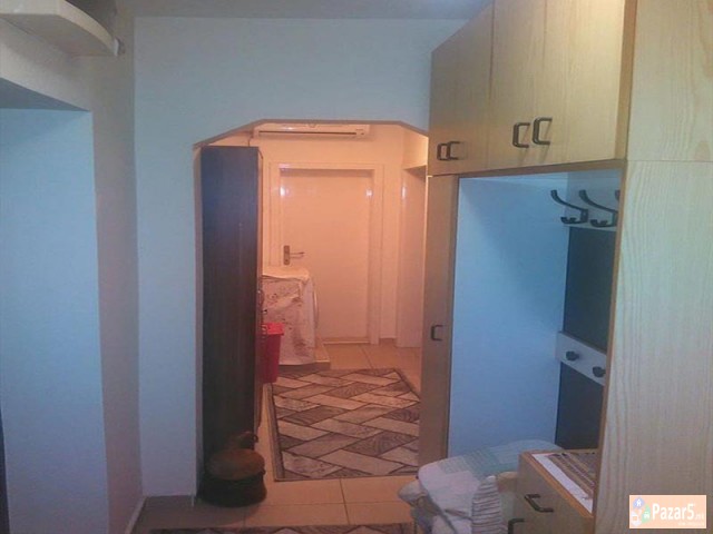 СЕ ИЗДАВА ТРОСОБЕН СТАН ВО КАРПОШ 2