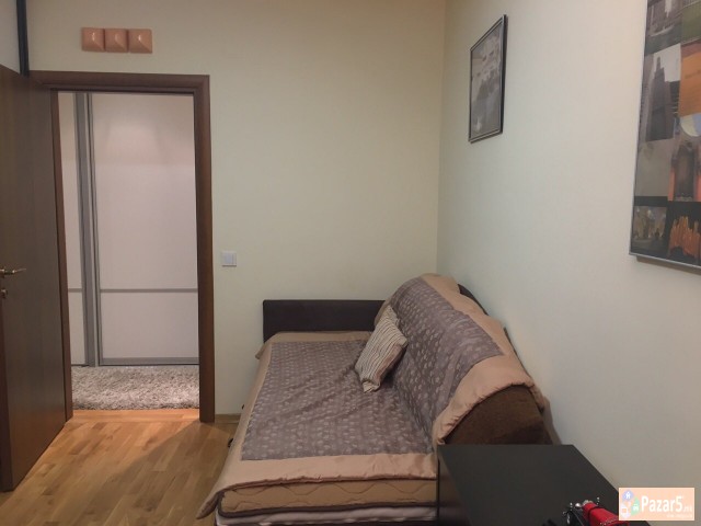 СЕ ПРОДАВА 4-СОБЕН СТАН ВО КАРПОШ 3