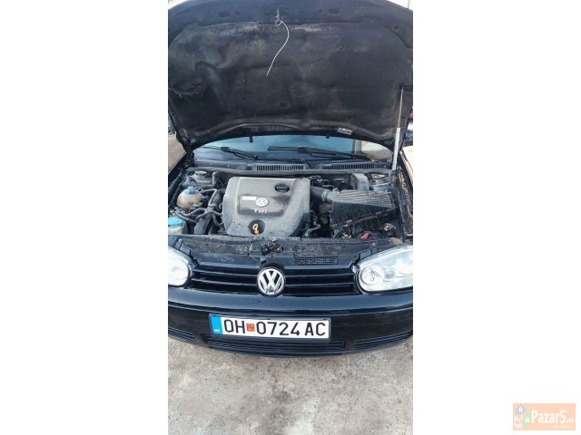 Se Prodava Ili Zamenuva Za Sharan 