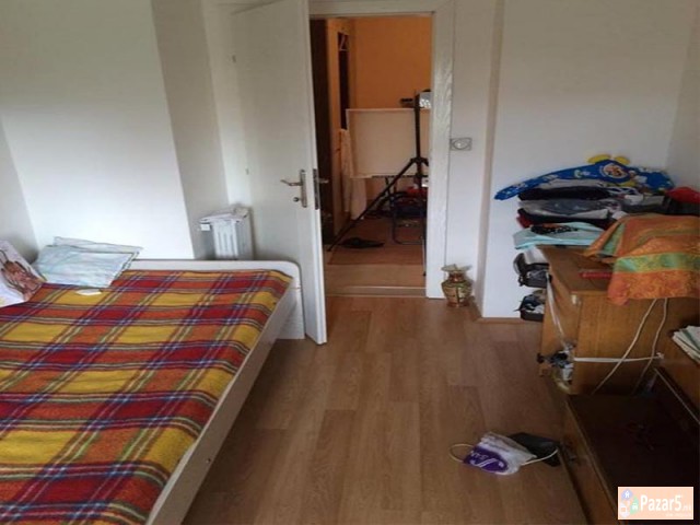 СЕ ИЗДАВА ТРОСОБЕН СТАН ВО НОВО ЛИСИЧЕ