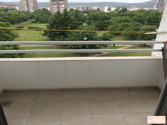 СЕ ИЗДАВА ТРОСОБЕН СТАН ВО НОВО ЛИСИЧЕ