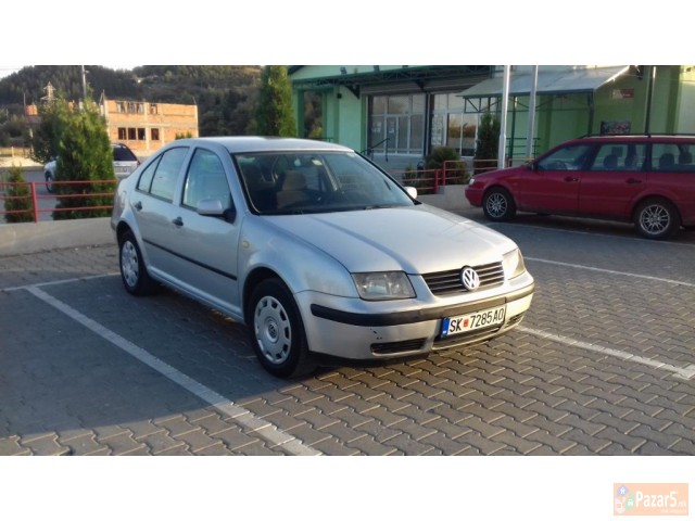 Volkswagen Bora 1.6 reg. do 10. 2018