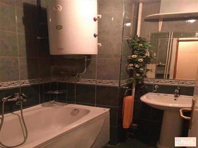 СЕ ИЗДАВА ТРОСОБЕН СТАН ВО АЕРОДРОМ