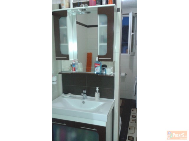 Se Prodava Kuka Vo Cento