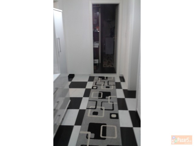 Se Prodava Kuka Vo Cento