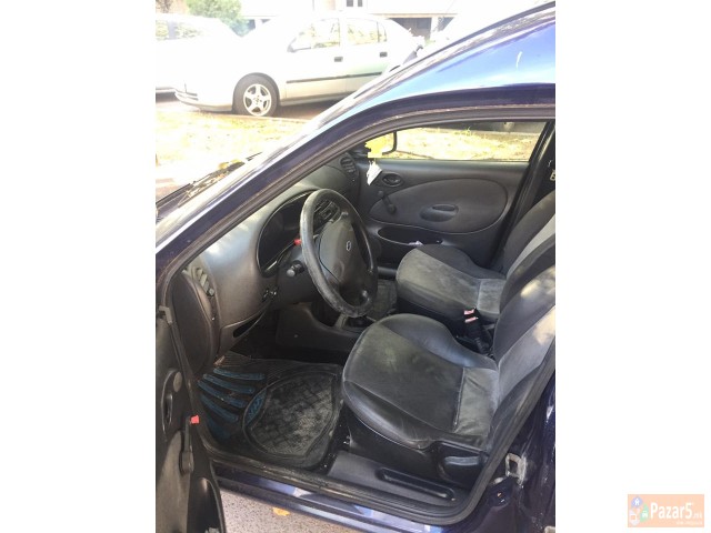 Ford Courier 1.1 Benzin-plin 2001