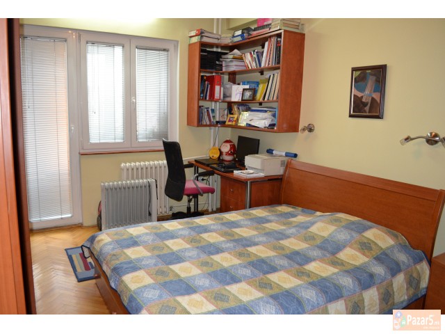 Продавам стан во Центар 64 M2 - Цена по договор