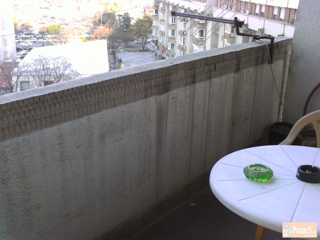 СЕ ПРОДАВА 3-СОБЕН СТАН ВО КУЛИТЕ НА ГРАДСИ ЅИД