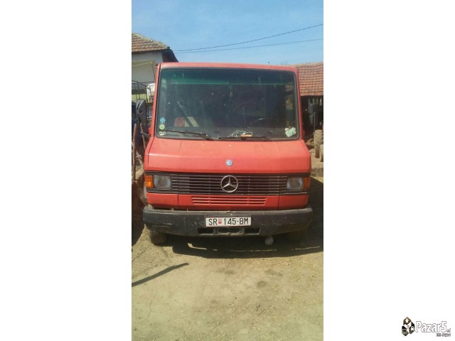 Mercedes 609 D