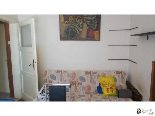 IZDAVAM GARSONJERA 25M2 VO AVTOKOMANDA
