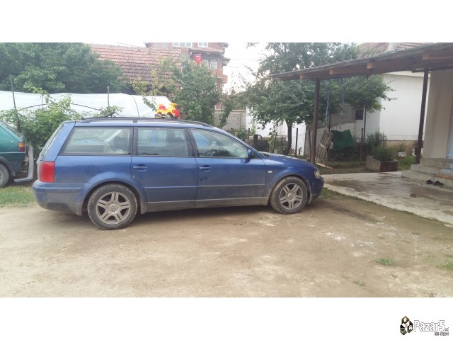 Se Prodava Passat 4... 2000 g.. 2.5 full oprema. R