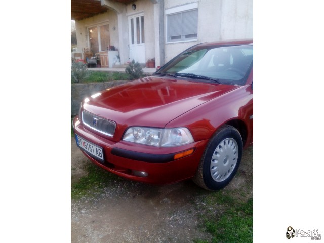 Volvo S40
