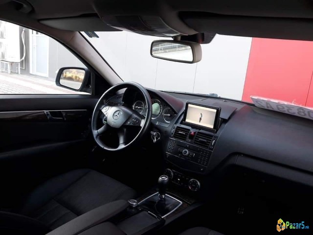 Mercedes