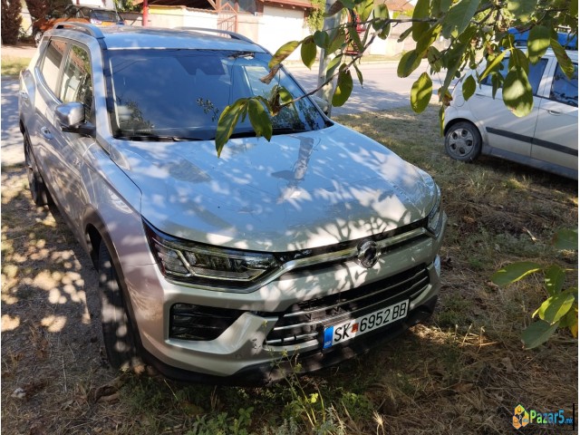 Се продава Ssang Yong Korando 1.4 бензинец