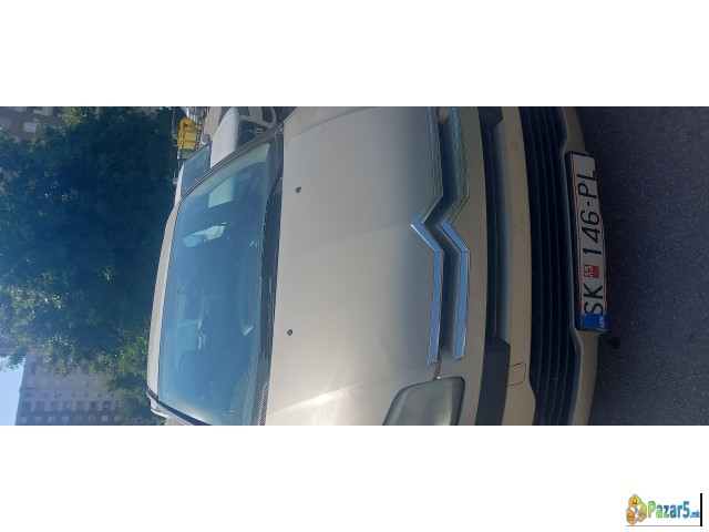 Pridavam Citroen C4 ,2006 dekemvri vo odlicna sost