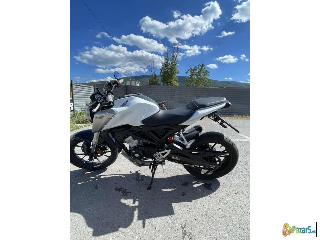 Se Prodava ITNO HONDA CB125R 2020 EXTRA CENA