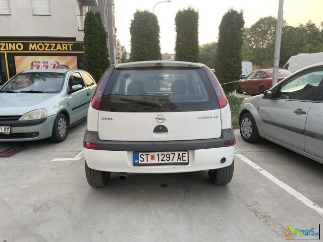Се продава Опел Корса 